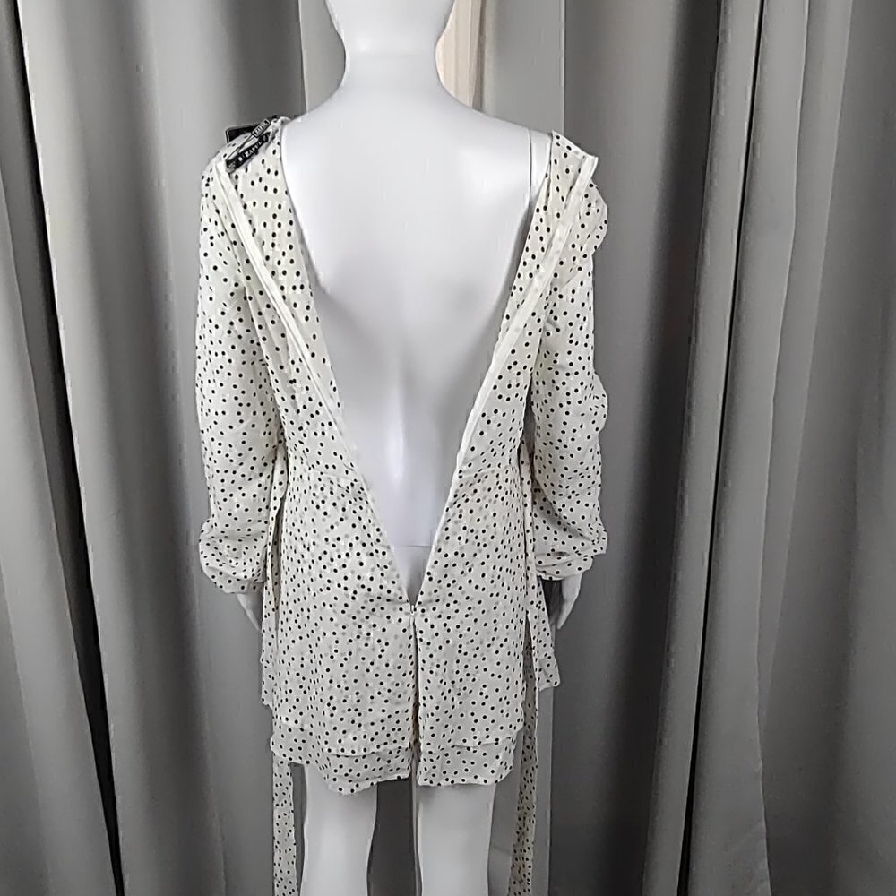 Zaful Black & White Spotted Belted Peplum Ruffle Bottom Romper Size 4 NWT - Picture 5 of 13
